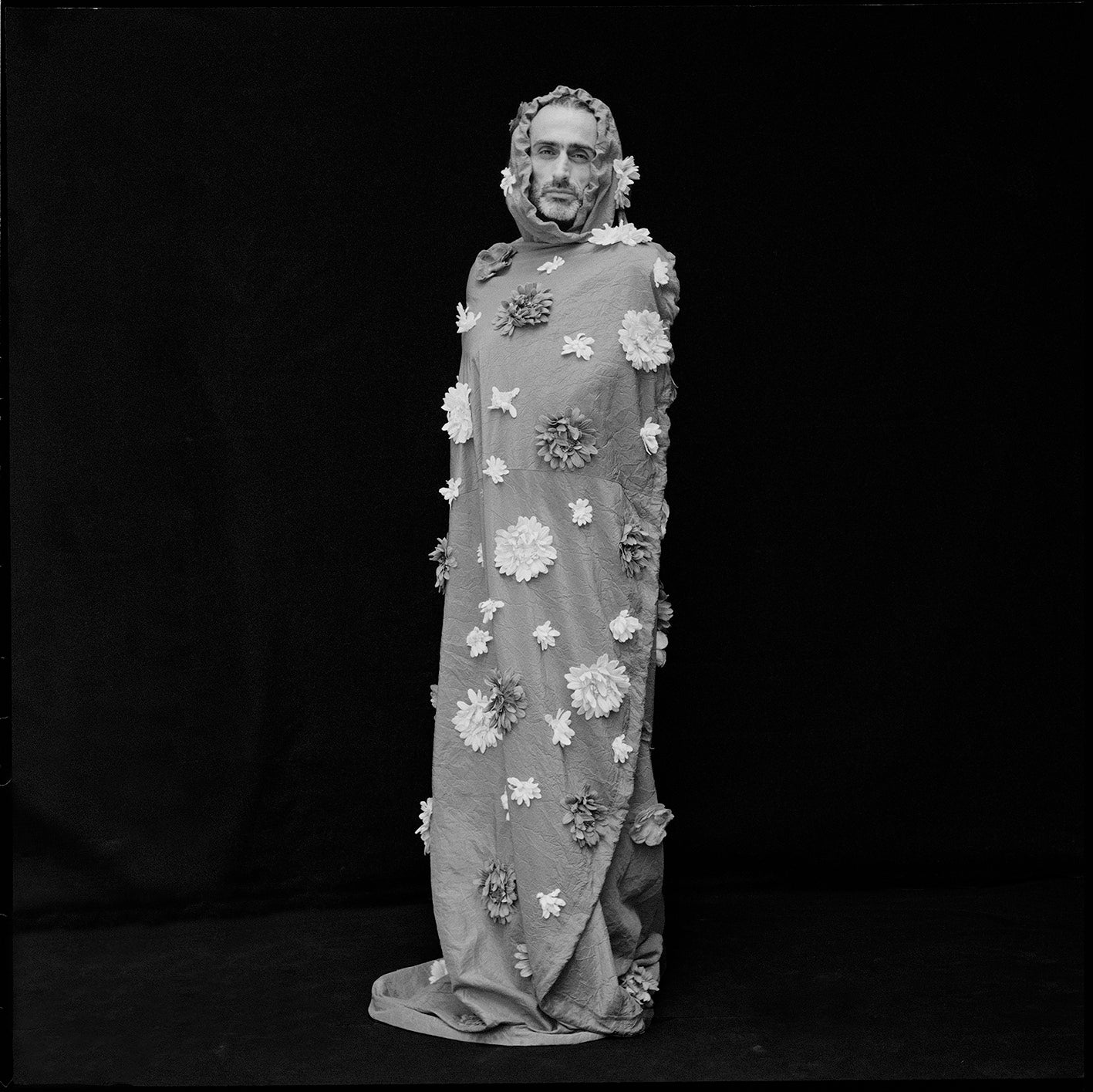 WE ARE WHO WE MOVE - Ziya (I)